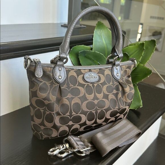 Coach genuine, leather signature canvas, Colette  Mini Fashion Satchel F33416 - Picture 8 of 10